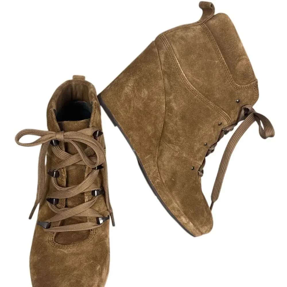 Via Spiga Wedge Booties Cognac Suede Rubber Sole Size 8 Designer Versatile